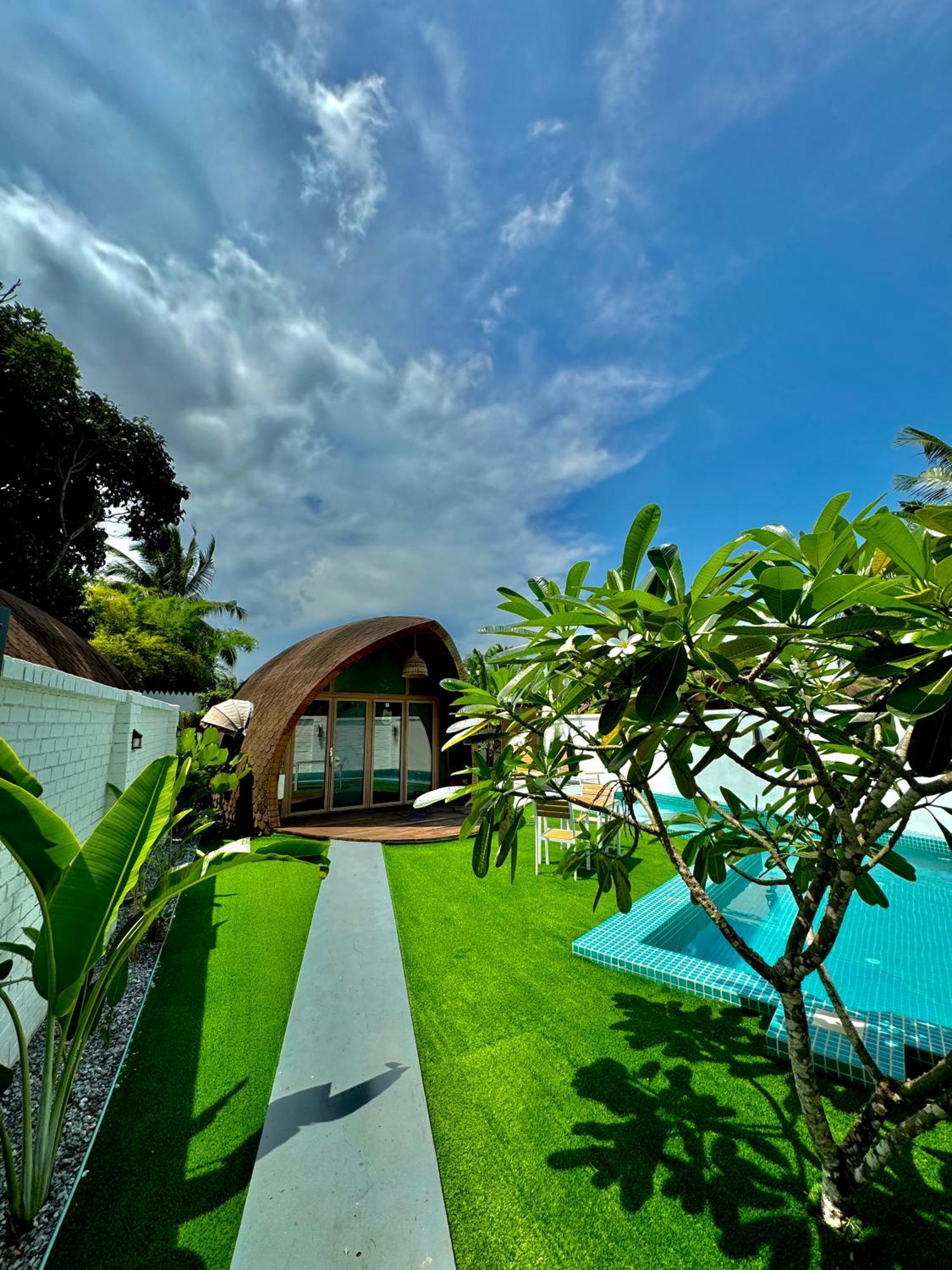 Found Mansion Hotell Pantai Cenang  Eksteriør bilde